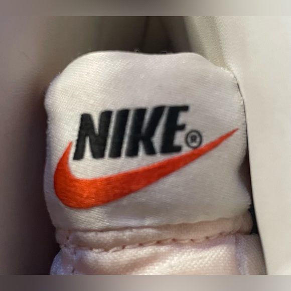 ⛹️Nike Men's Blazer Mid '77 Vintage Shoes
Size 12 - Picture 12 of 14